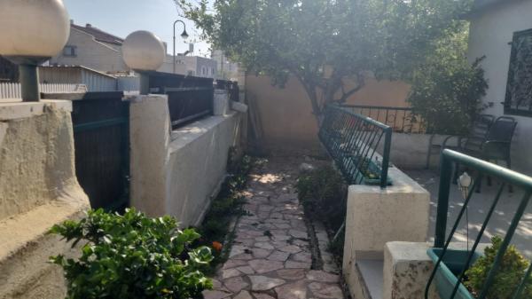 מיכה 3, שיכון דרום