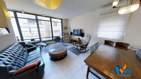 טשרניחובסקי, לב תל אביב החלק המערבי