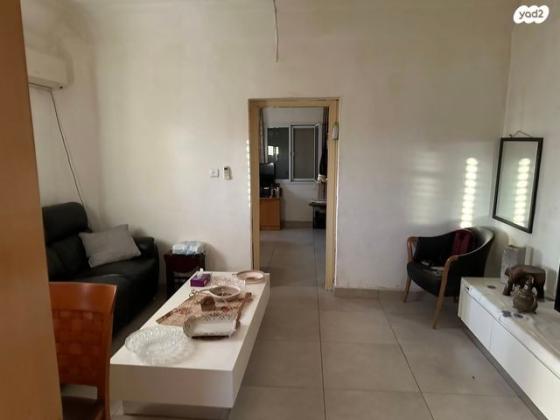 כצנלסון 24, שכונה א