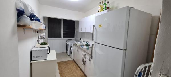 בר גיורא 27, שכונה ד