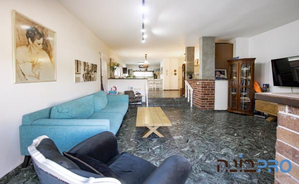 מלכי ישראל, רמת אליהו