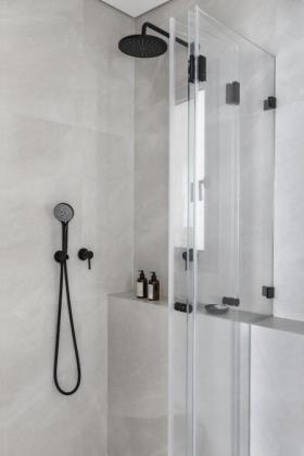 בשכונת נווה גן