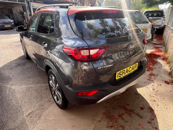 קיה סטוניק (2019)