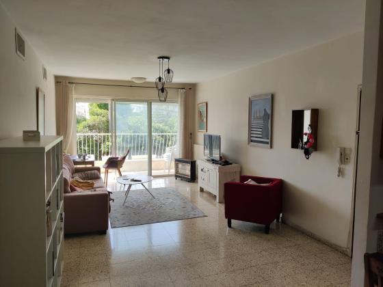 בנאי 11, בית הכרם