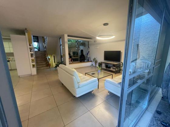 בשכונת תל ברוך