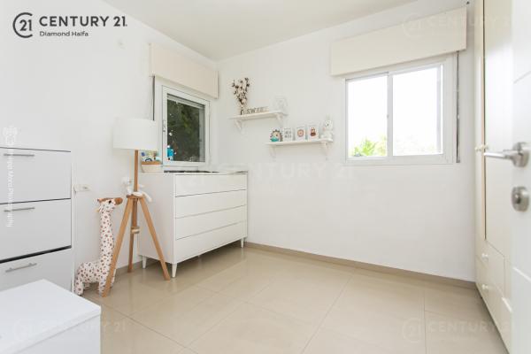 יגאל אלון, רמת אלון