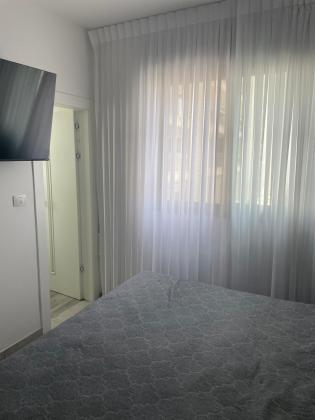 הגבים 2, האירוס