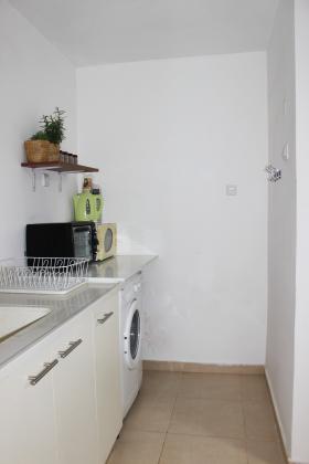 שמעון בר גיורא 3 (שכונה ד)