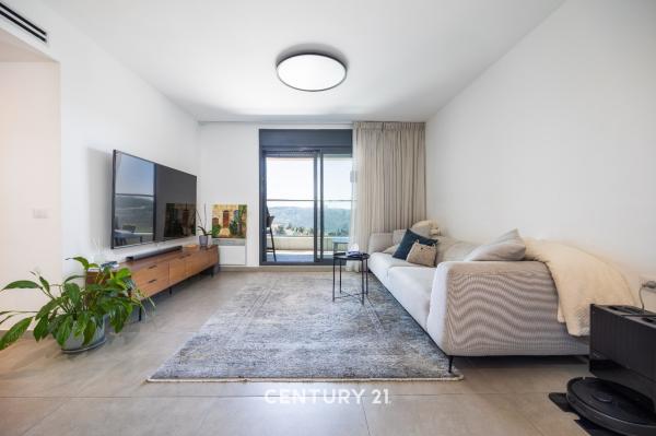 שקד, נופי החורש