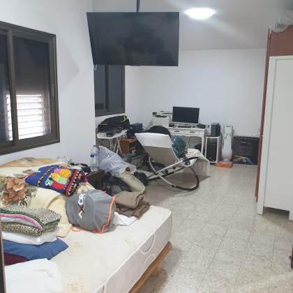 הרקפות 1 (גבעת נשר)