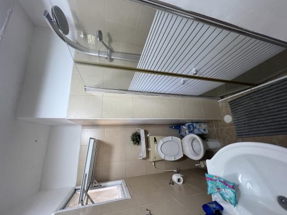 אלכסנדר ינאי 24, שכונה ד