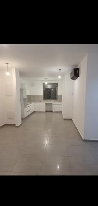 הכלנית 5, הפרחים