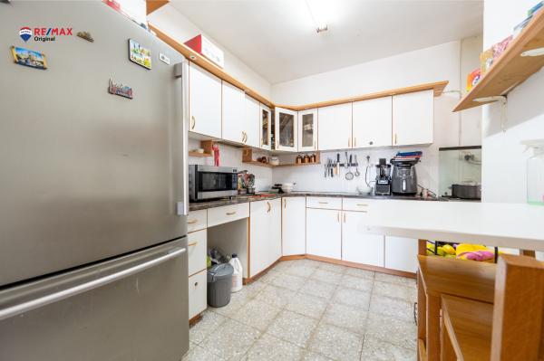 בשכונת נחלת גנים