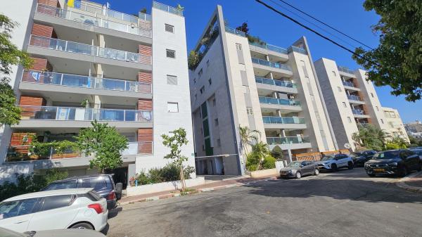 באר אורה 5, נווה רם