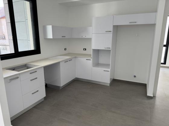 בשכונת תקומה, הראשונים