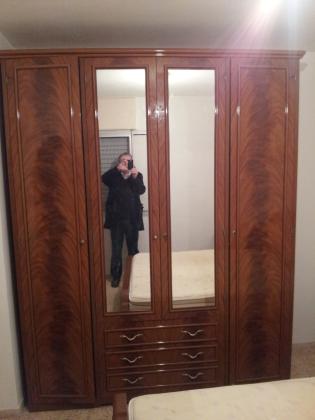 החיננית 11, שער העליה