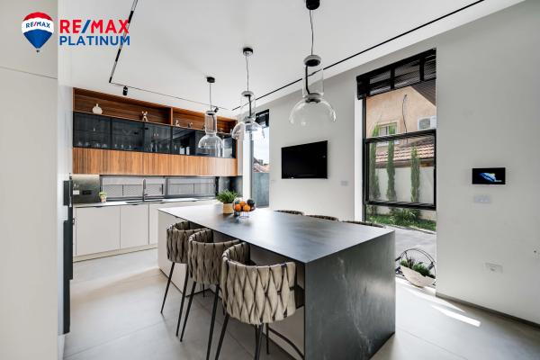 קפלן 40, מרכז העיר