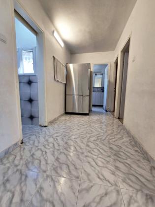 צרעה, כפר שלם