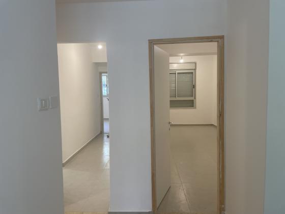 שמחוני 6, רסקו (גבעת הורדים)