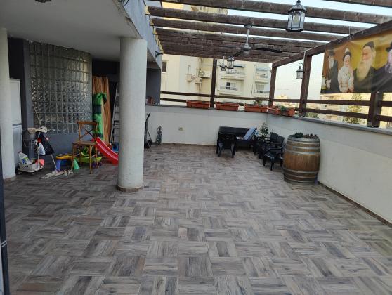 סמילנסקי 62, רצועת המלונות