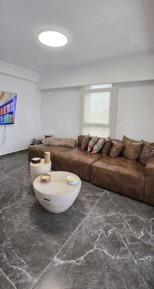 רוטשילד 2, צפון מערב