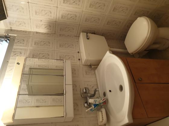 רחבת מילוס 14, שכונה ה