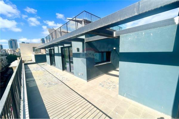 חיים ויטל 23, פלורנטין