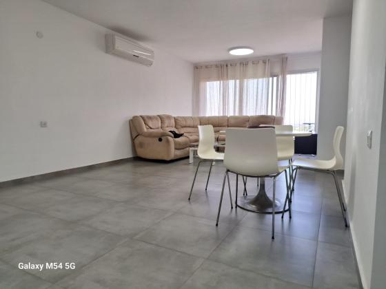 הירדן 98, הבילויים