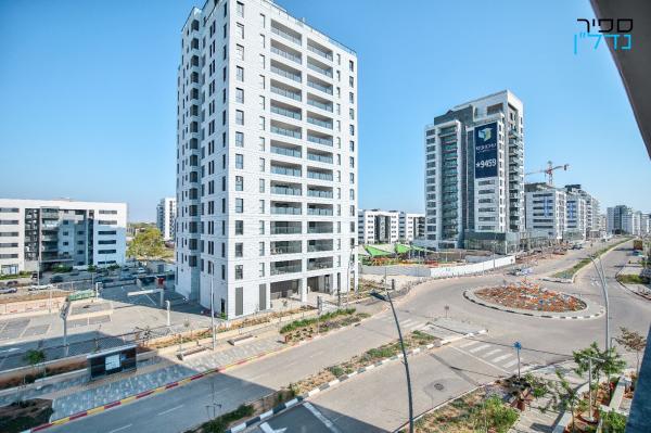 בשכונת אור ים