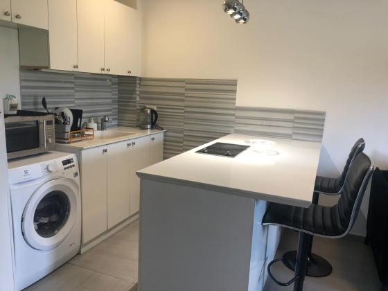 אורוגואי 1, קרית היובל