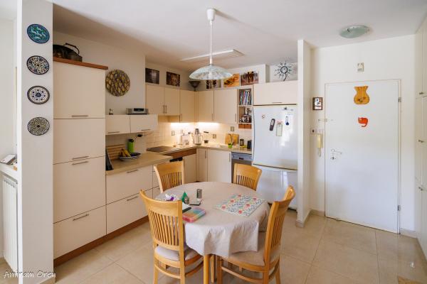 שבו 4, רכס חלילים