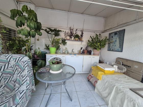 אנה פרנק 4, מרכז העיר