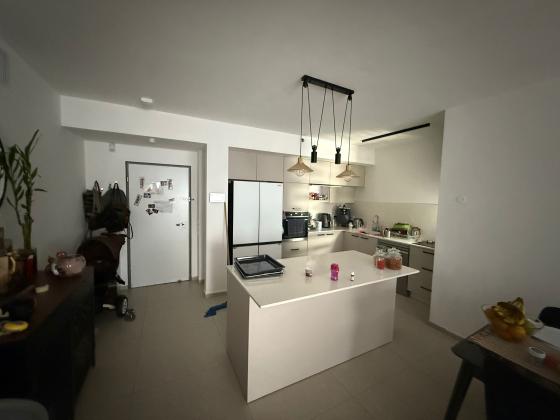 חיים הרצוג 5, מתחם 1200