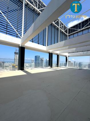 בשכונת נחלת יצחק