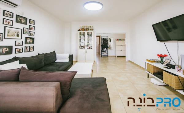 תרמ"ב, אברמוביץ