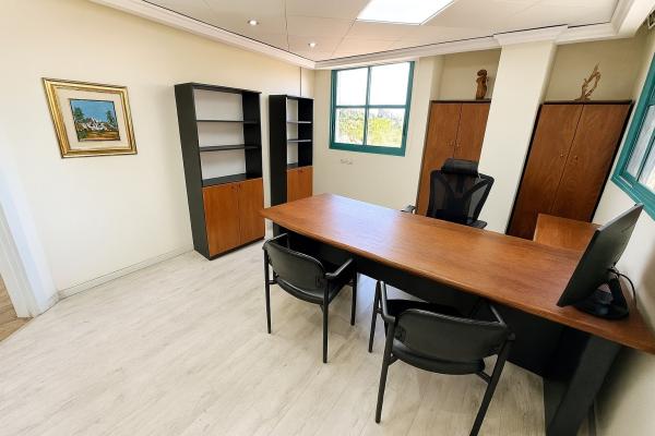 נחלת יצחק 34, נחלת יצחק