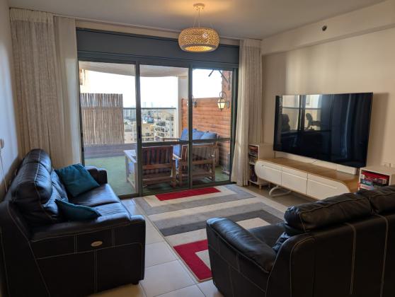 זלמן שז"ר 9, מתחם 200