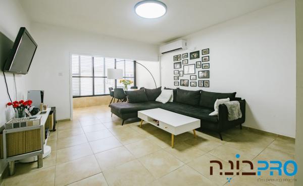 תרמ"ב, אברמוביץ