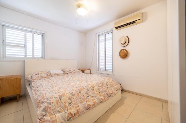 העינבל, הדר גנים