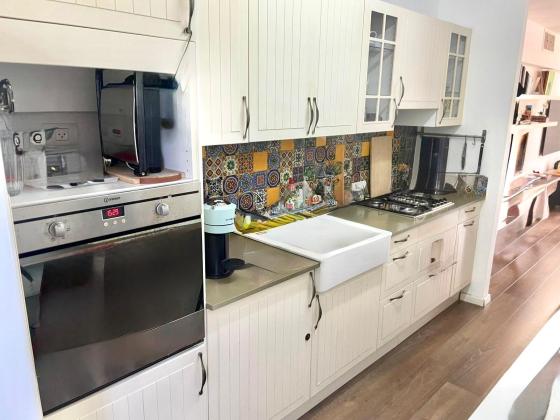 הופיין, נוה אביבים