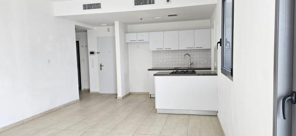 ז'בוטינסקי 57, תל בנימין