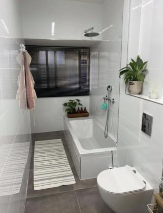 ז'בוטינסקי 49, ארלוזרוב