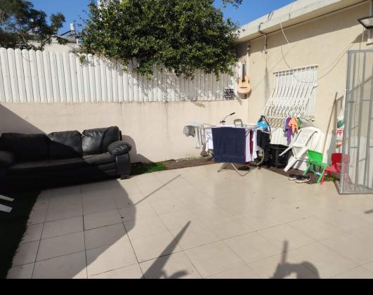 שדרות המעפילים 27, יד אליהו