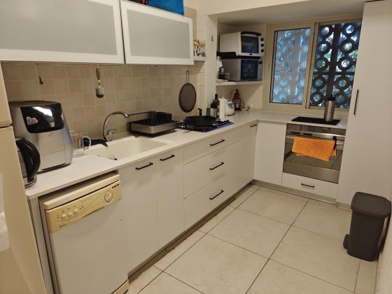 גונן 9, שיכון חברת חשמל