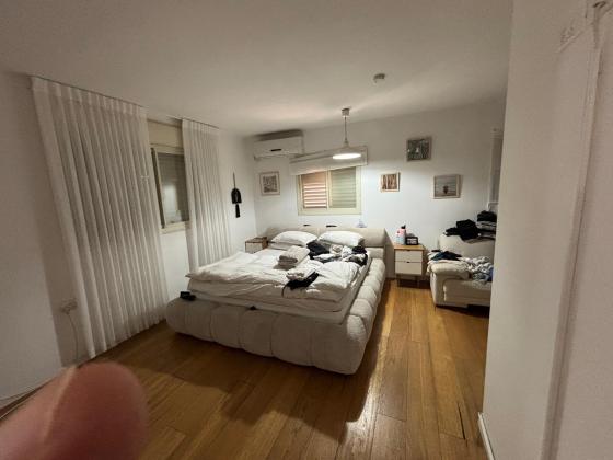 בשכונת נווה עוז