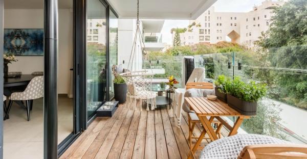 בשכונת רמת אביב ג