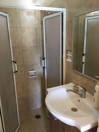 הגאון מוילנה 10, הרצליה הצעירה