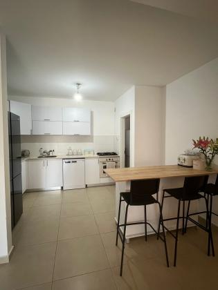 הלימונית 11, סיגליות