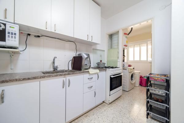 הרברט סמואל 100, מרכז העיר