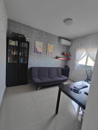 השיטה 20, רמת השקד